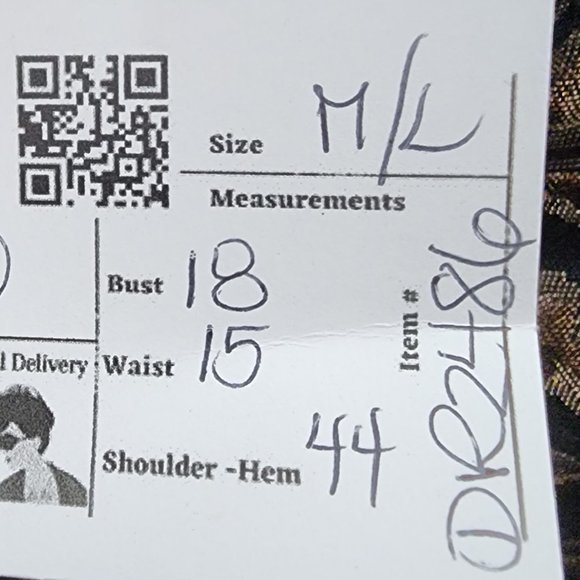 Elegant Black and Gold Floral Dress - Picture 13 of 13